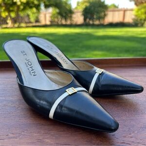 Vintage ST JOHN Pointy Black Leather Mules with White Leather Accent Size 7